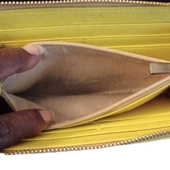 ❤️🔥FURLA BABYLON LARGE ZIP AROUND WALLET - Picture 12 of 14